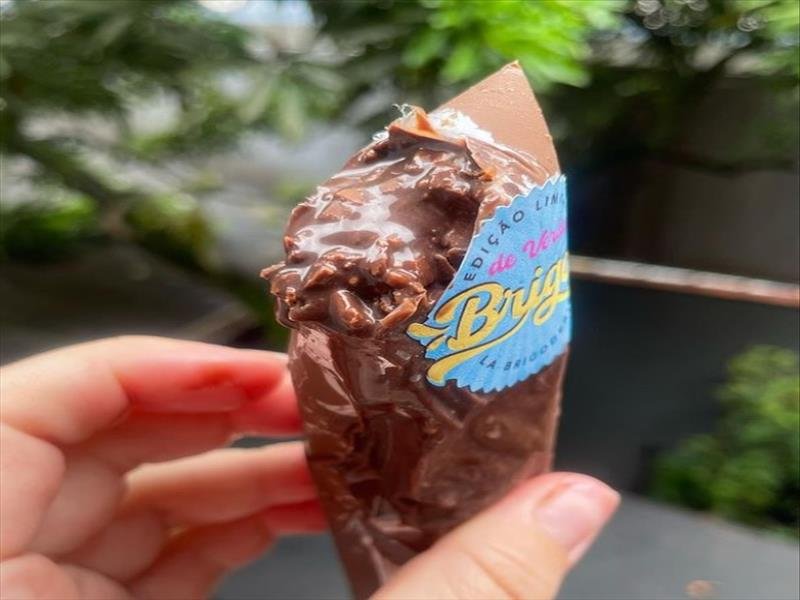 Doces finos, bolos, doces pronta-entrega, a famosa coxinha LB e o queridinho do momento Brigolé