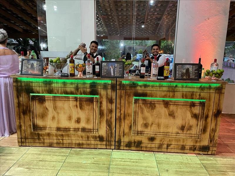 Bartender - Drinks sensacionais, bebidas de qualidade, opções exclusivas de bar e cardápios personalizados!