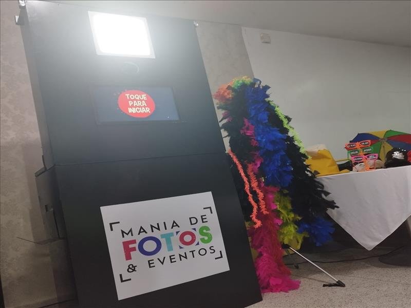 SUPER COMBO: TOTEM FOTOGRÁFICO OU PLATAFORMA 360 + TUNEL LED + SETAS LED