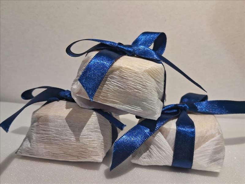 Bem-casado tradicional, vários sabores e novidade: bem-casado no pote!