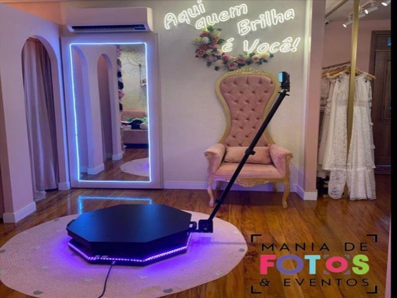 TOTEM FOTOGRÁFICO OU PLATAFORMA 360 + TUNEL LED + SETAS LED