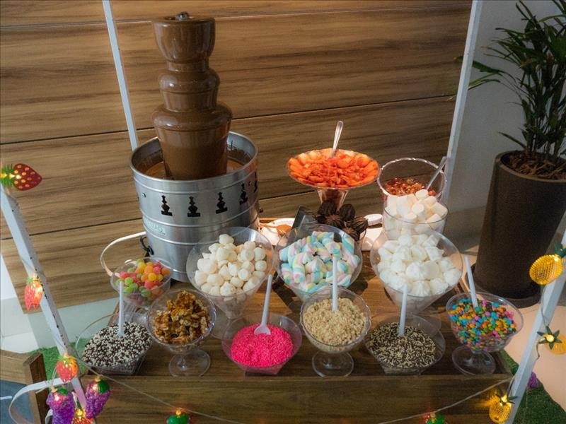 CARRINHO GOURMET - CASCATA DE CHOCOLATE