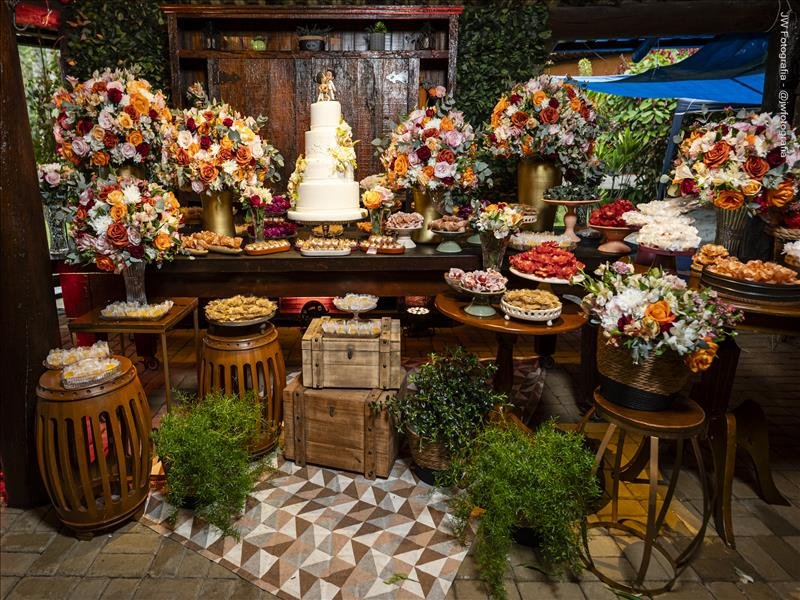 DECORAÇÃO COMPLETA (VÁLIDA APENAS COM BUFFET INCLUSO EM RODADA ABERTA DA ORNATHE FESTAS)
