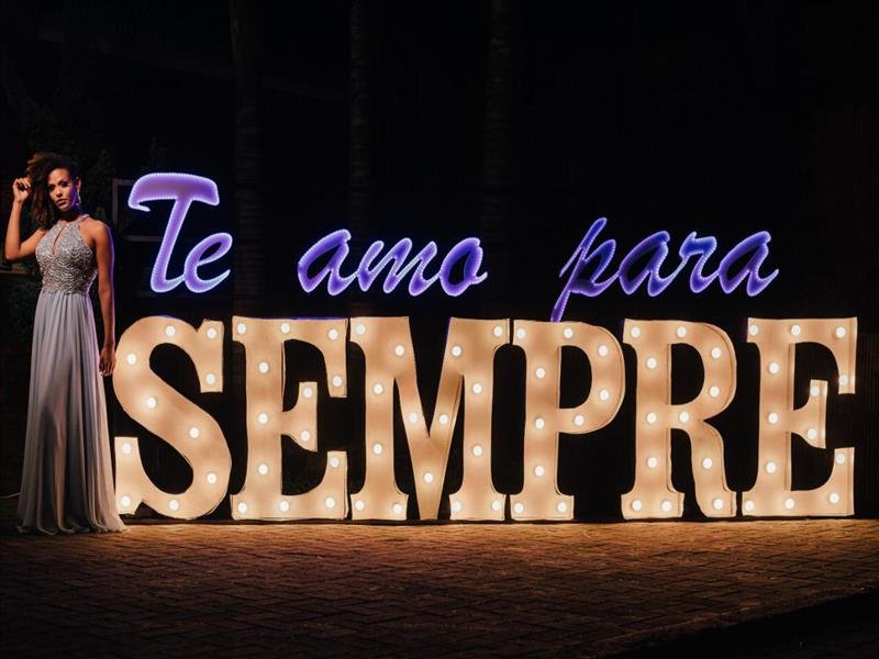 Letras iluminadas para Casamentos e Debutantes!