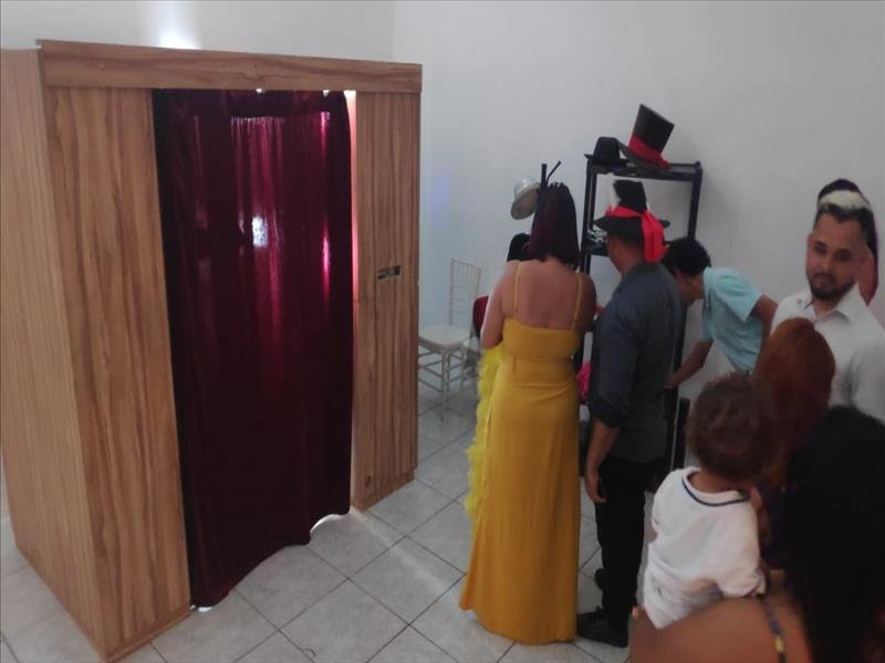 Cabine, totem e espelho de foto-lembrança! Fotos ilimitadas! Menor preço exclusivo sem pegadinhas!
