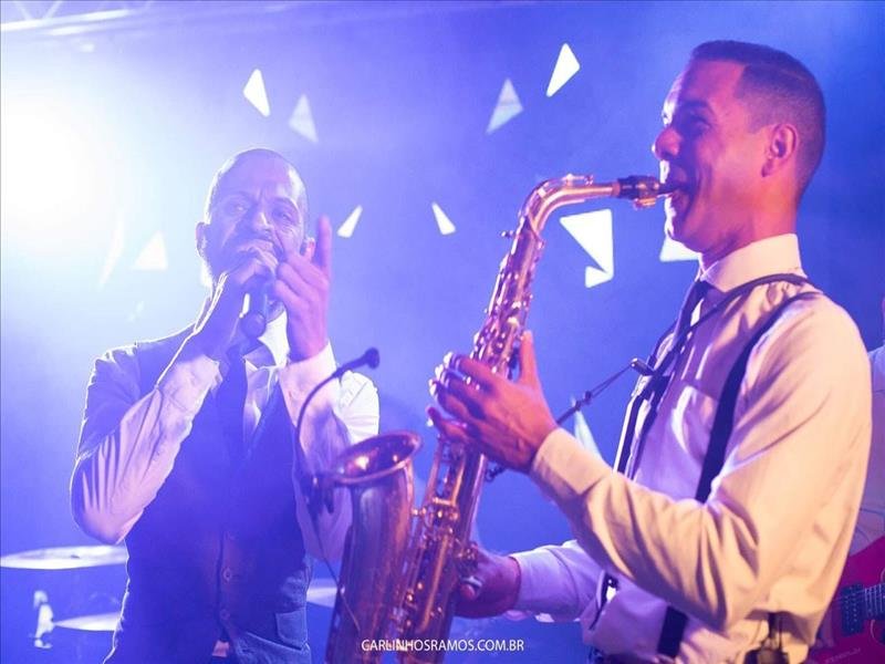 QUER ANIMAR A SUA FESTA COM UMA BANDA SENSACIONAL E APROVEITAR O MENOR PREÇO EXCLUSIVO DINDA SHOP?