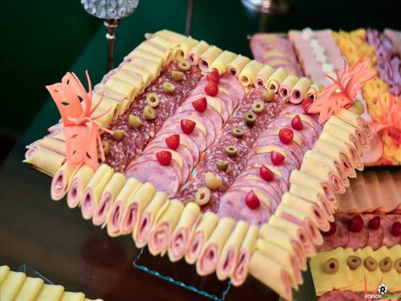 BUFFET COMPLETO (OPÇÃO COM DECORAÇÃO EM RODADA ABERTA)!