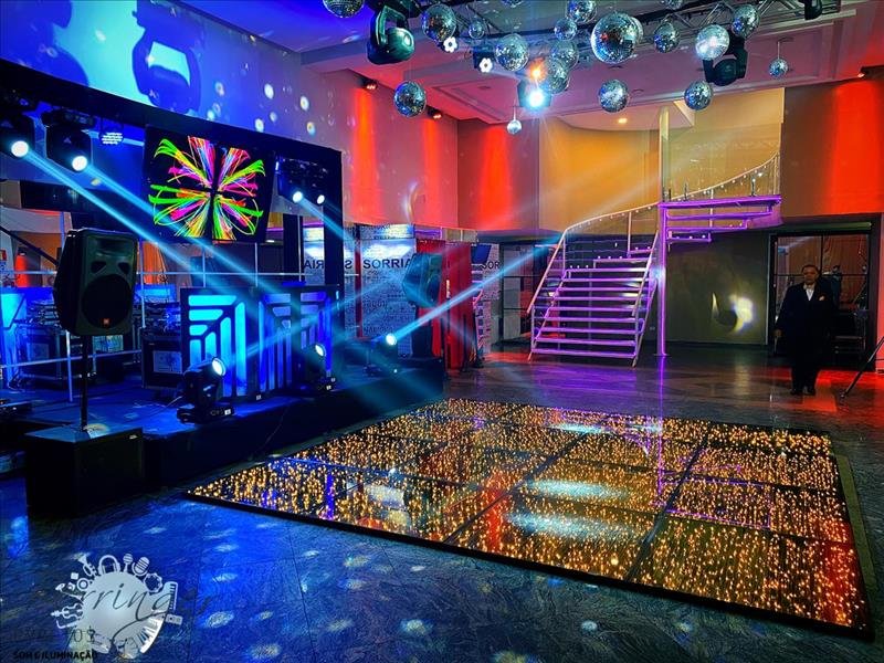 Som e iluminação de qualidade para todo tipo de festas e eventos!