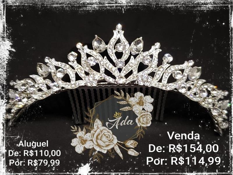 Coroas e acessórios para noivas e debutantes