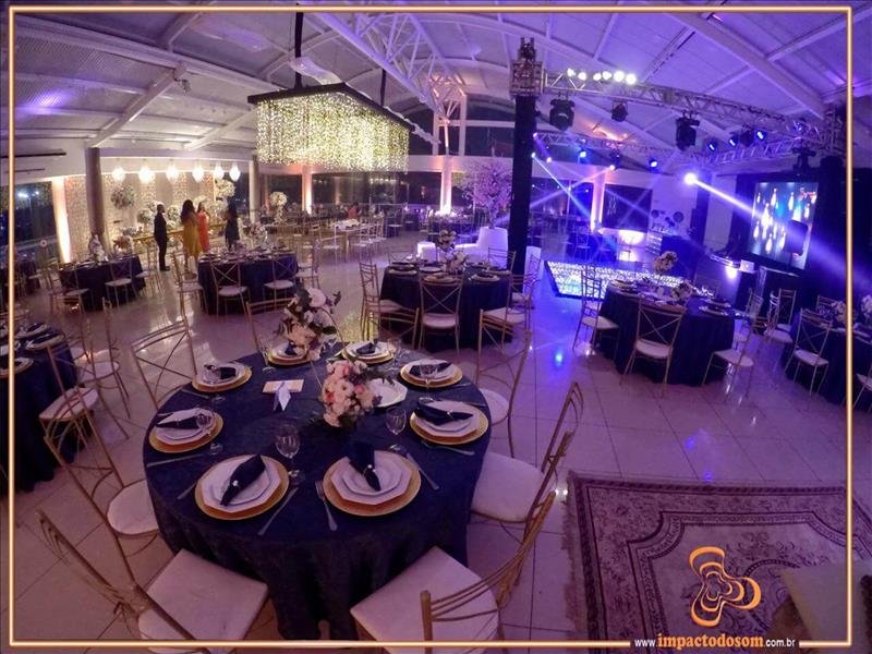 Som e iluminação de qualidade para todo tipo de festas e eventos e o menor preço exclusivo Dinda Shop!