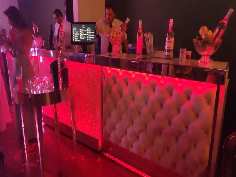 Bartender - Drinks sensacionais, bebidas de qualidade, opções exclusivas de bar e cardápios personalizados!