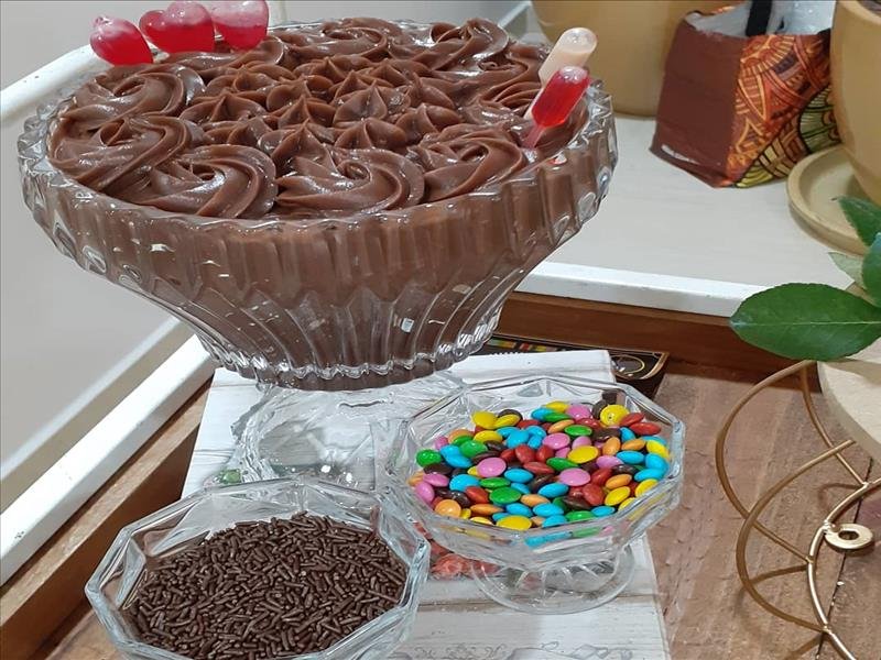 Carrinho de brigadeiro gourmet, apresentação incrível, sabor maravilhoso e convidados enloquecidos!