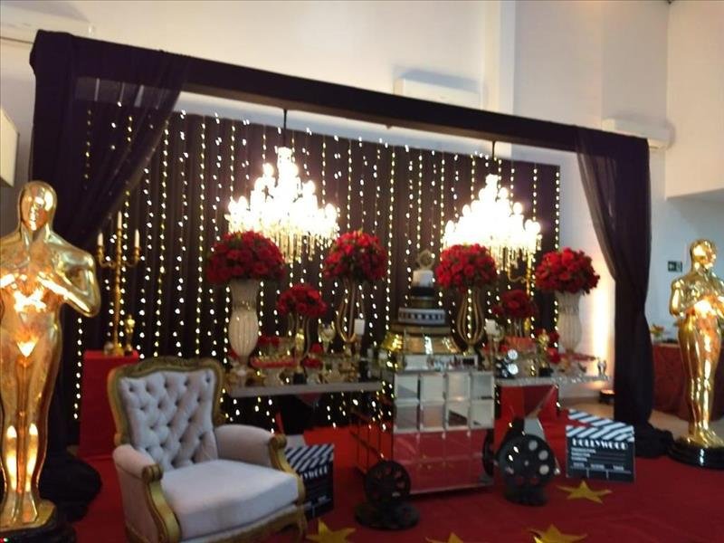 Locação de Peças e Decorações para festas e eventos