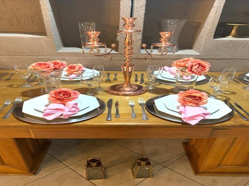 Locação de Peças e Decorações para festas e eventos