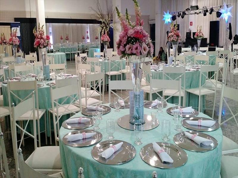 Locação de Peças e Decorações para festas e eventos