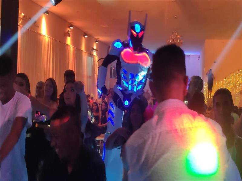 Robozão de Led e o menor preço exclusivo Dinda Shop