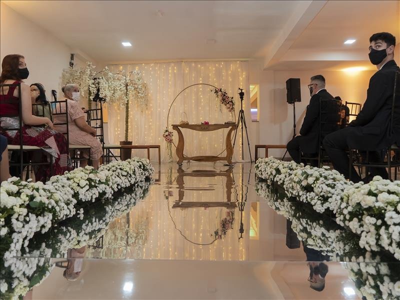 BLACK DINDA: Espaço para eventos com mobiliário, sala privativa para noiva e área para cerimônias em Santos!