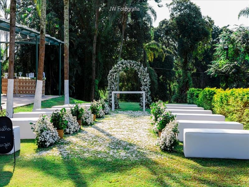 Decoração clássica, rústica ou personalizada para seu evento ficar inesquecível!