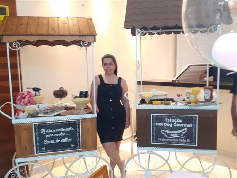 Carrinhos Gourmet para eventos! Brigadeiros e Hot Dog!