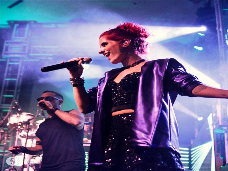 Banda incrível e super animada! Faça seus convidados se divertirem sem parar!
