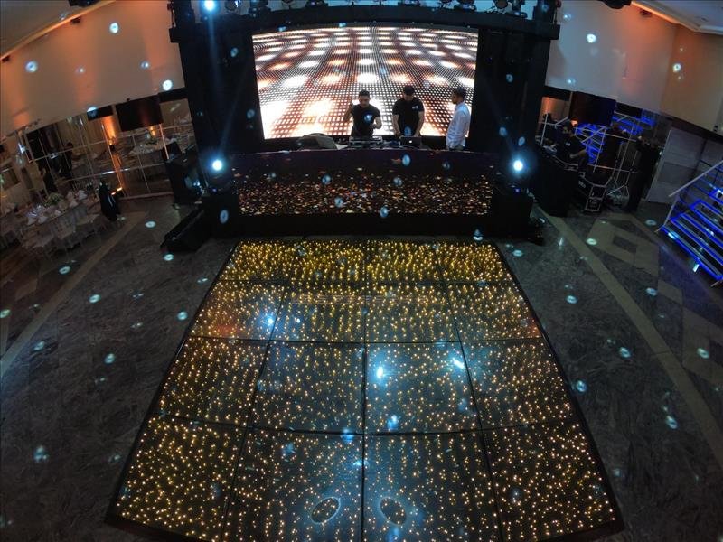 Som e iluminação de qualidade para todos os tipos de festas e eventos! Com qualidade, equipe treinada e equipamentos próprios!