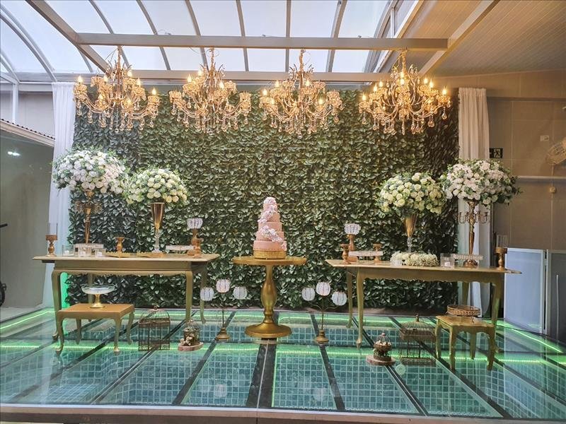 Locação de Peças e Decorações para festas e eventos