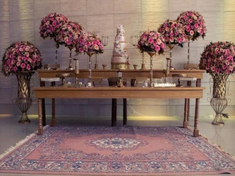 Locação de Peças e Decorações para festas e eventos