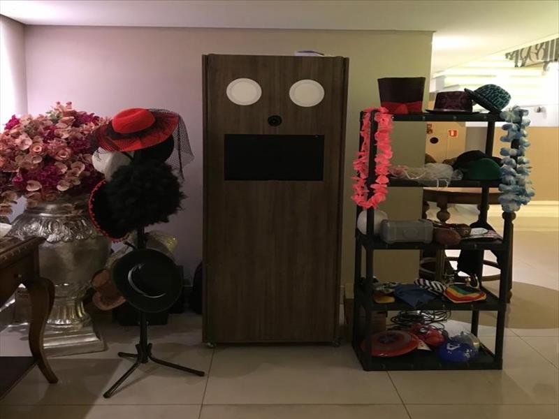 Capsula do tempo, cabine e totem de foto-lembrança de altíssima qualidade e o menor preço exclusivo Dinda Shop!
