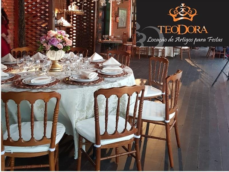 Locação de Cadeiras e Mesas para Eventos!