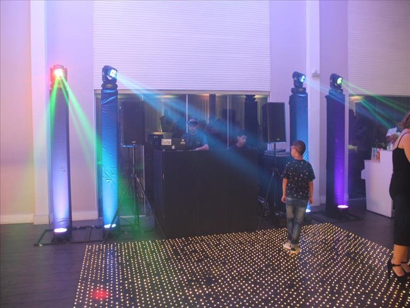 NIVER DINDA: SOM E ILUMINAÇÃO E O MENOR PREÇO EXCLUSIVO!