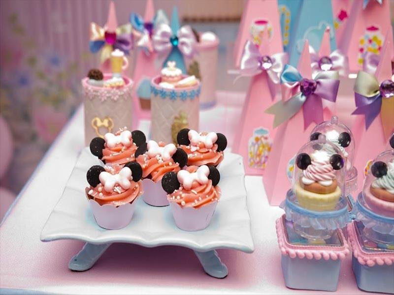 DOCES DE FESTA E PERSONALIZADOS