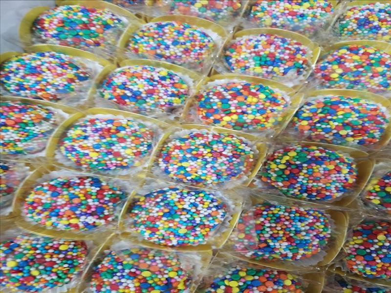 DOCES DE FESTA E PERSONALIZADOS
