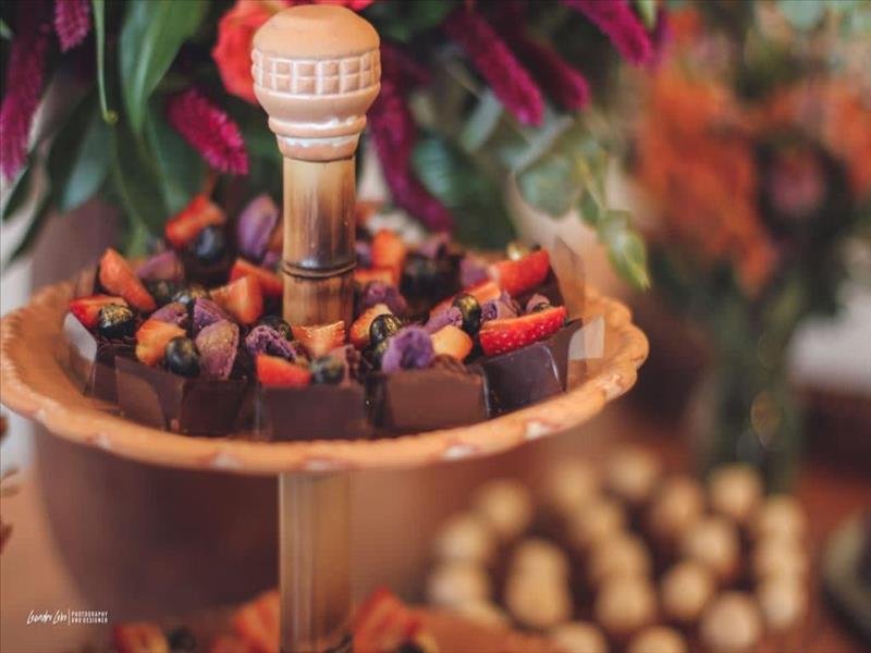 Doces finos artesanais com produtos e chocolate de primeira linha!