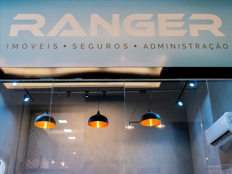 Imóveis e seguros!