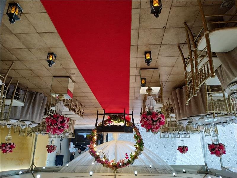 Decoração completa em estilo clássico, rústico ou personalizado! Opção com Buffet em rodada aberta!