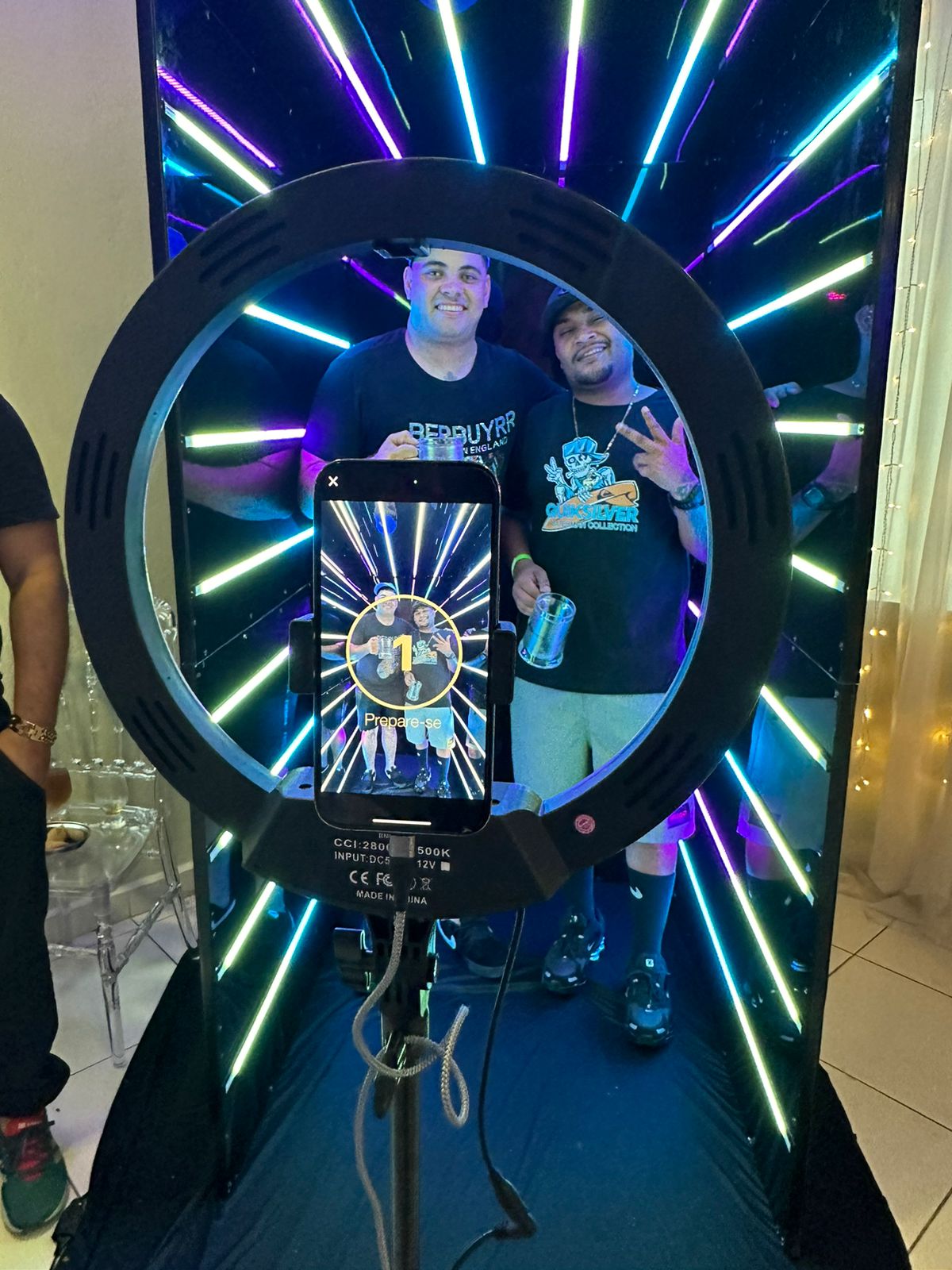 Logo TÚNEL INFINITY e GUESTPHONE