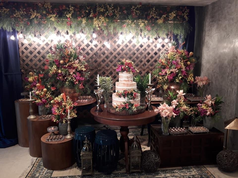 MINI-WEDDING BUFFET + ESPAÇO + MOBILIÁRIO EM SANTOS