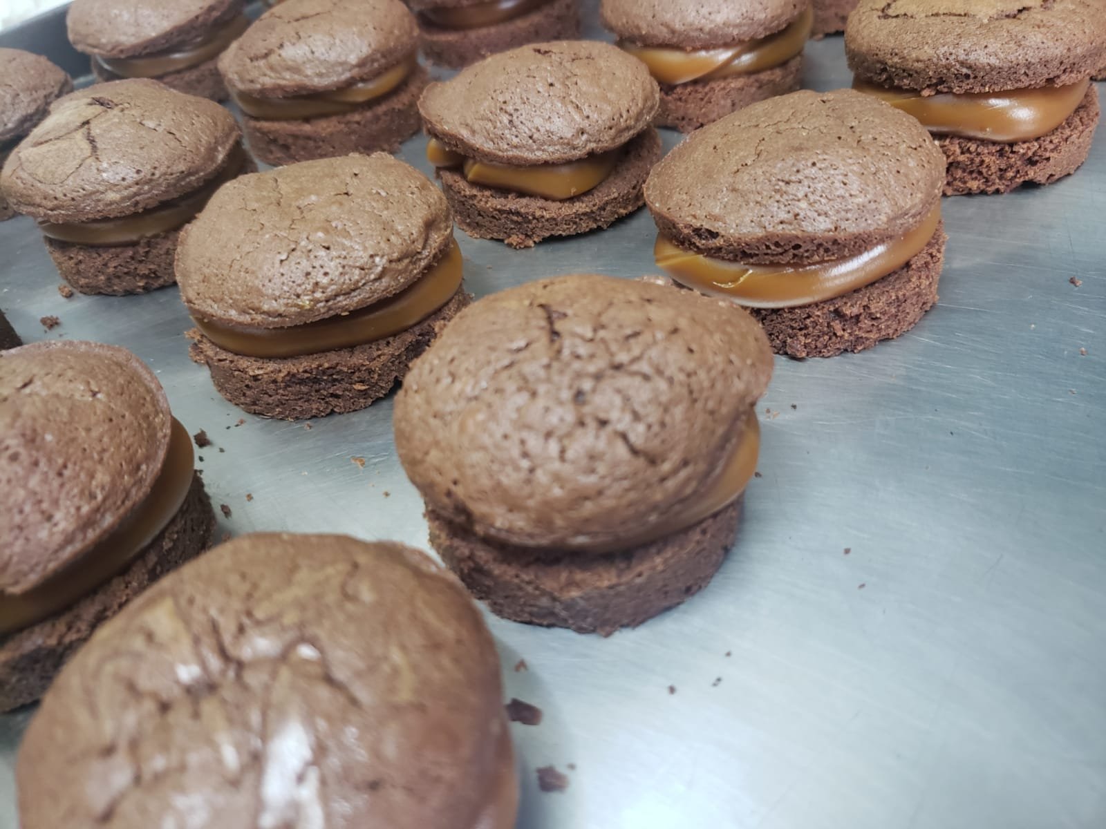BLACK DINDA 2022 - BEM-CASADOS CANDY ATELIER
